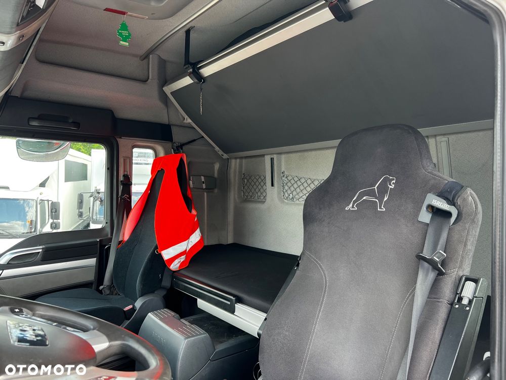 MAN TGX - 21