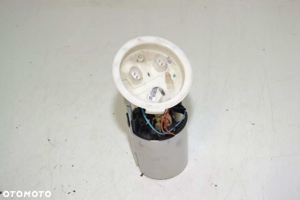POMPA PALIWA BMW E90 E91 E92 316 318 320 325 330 BENZYNA 7197073 - 2