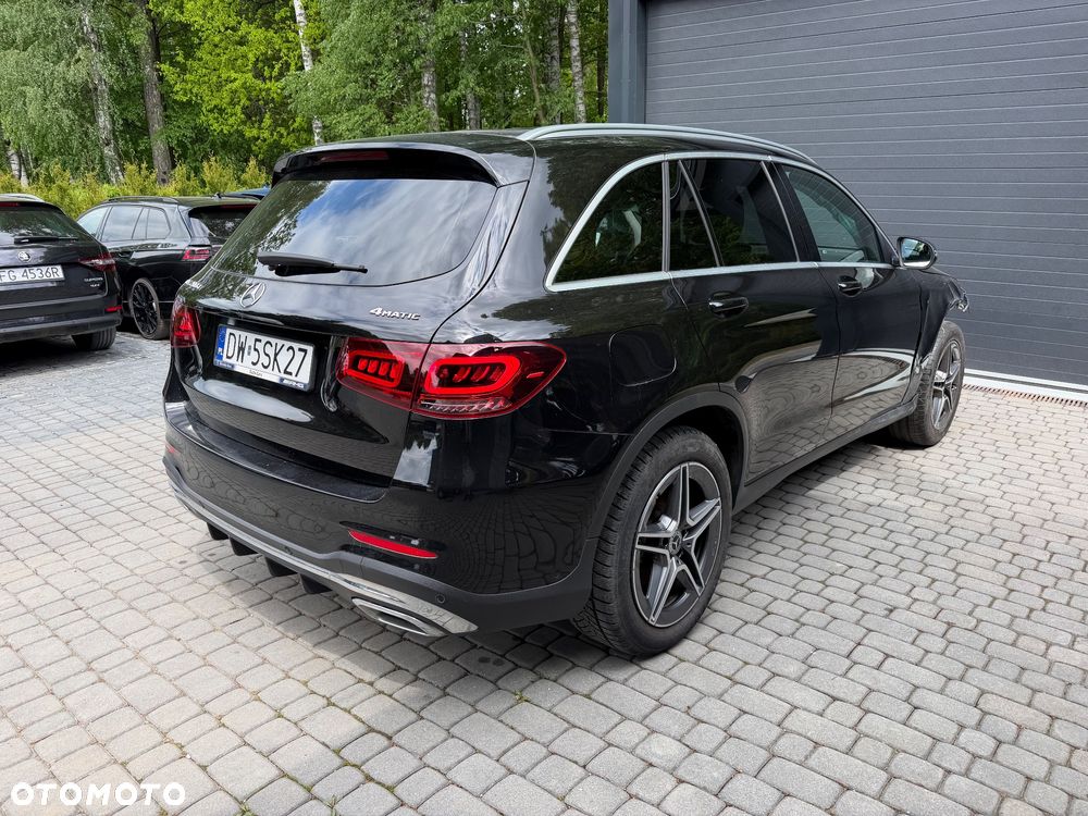 Mercedes-Benz GLC 200 d 4Matic 9G-TRONIC AMG Line - 12