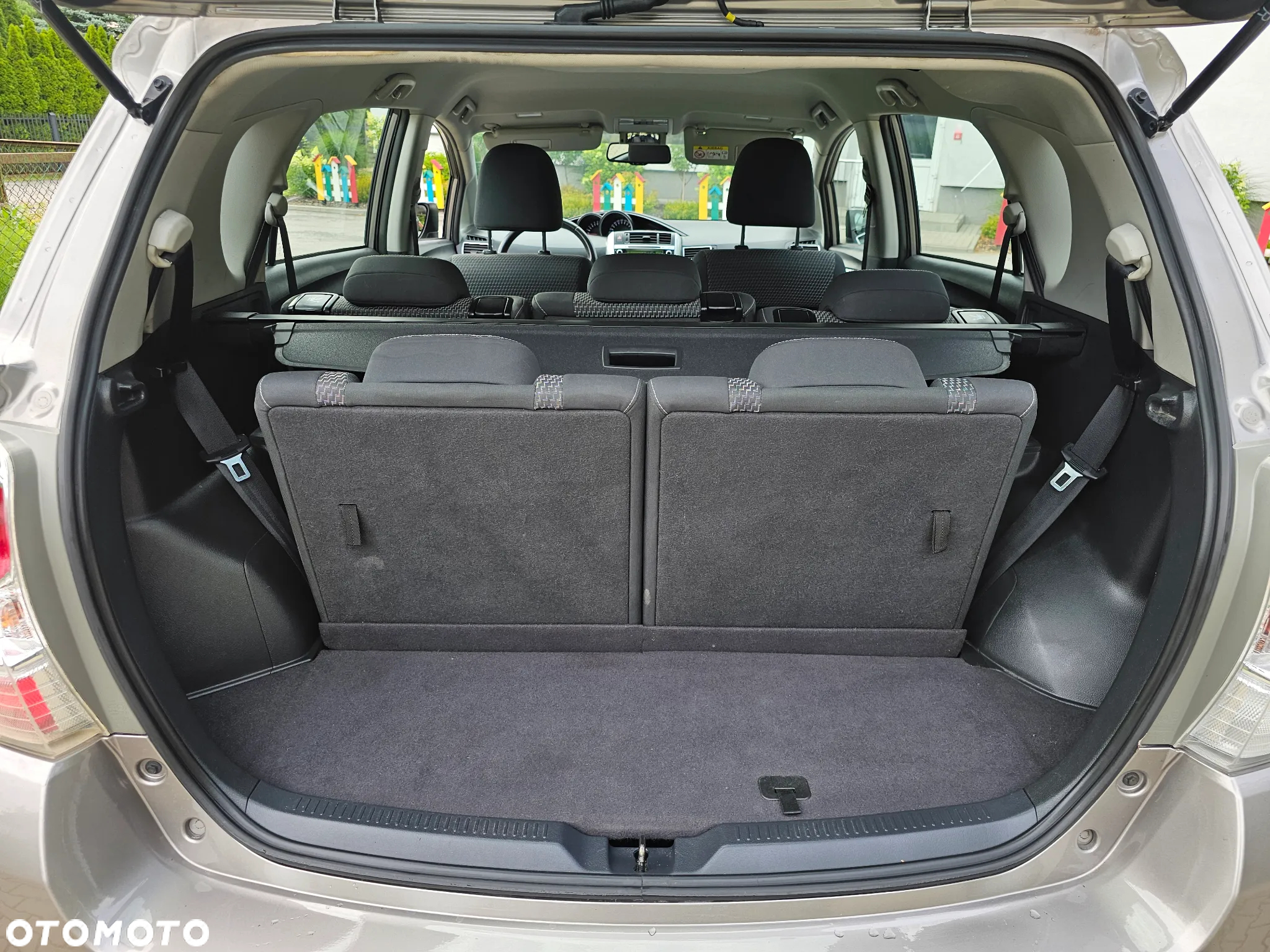 Toyota Verso 1.6 Active 7os EU6 - 11