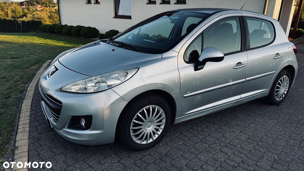 Peugeot 207 1.6 HDi Active - 1