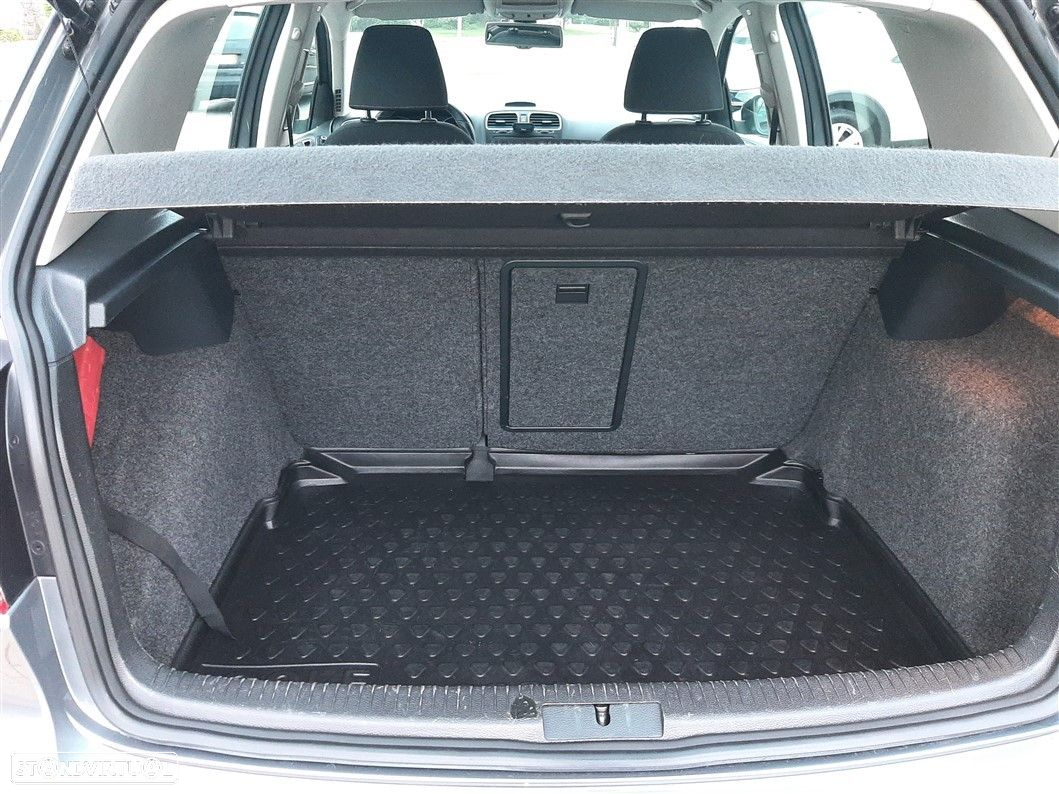 VW Golf - 14
