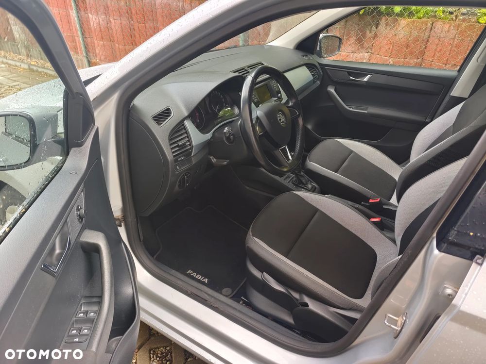 Skoda Fabia 1.2 TSI Drive DSG - 9