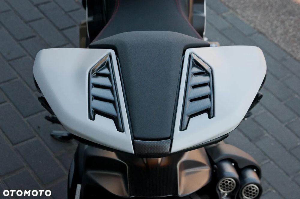 Ducati Diavel - 14
