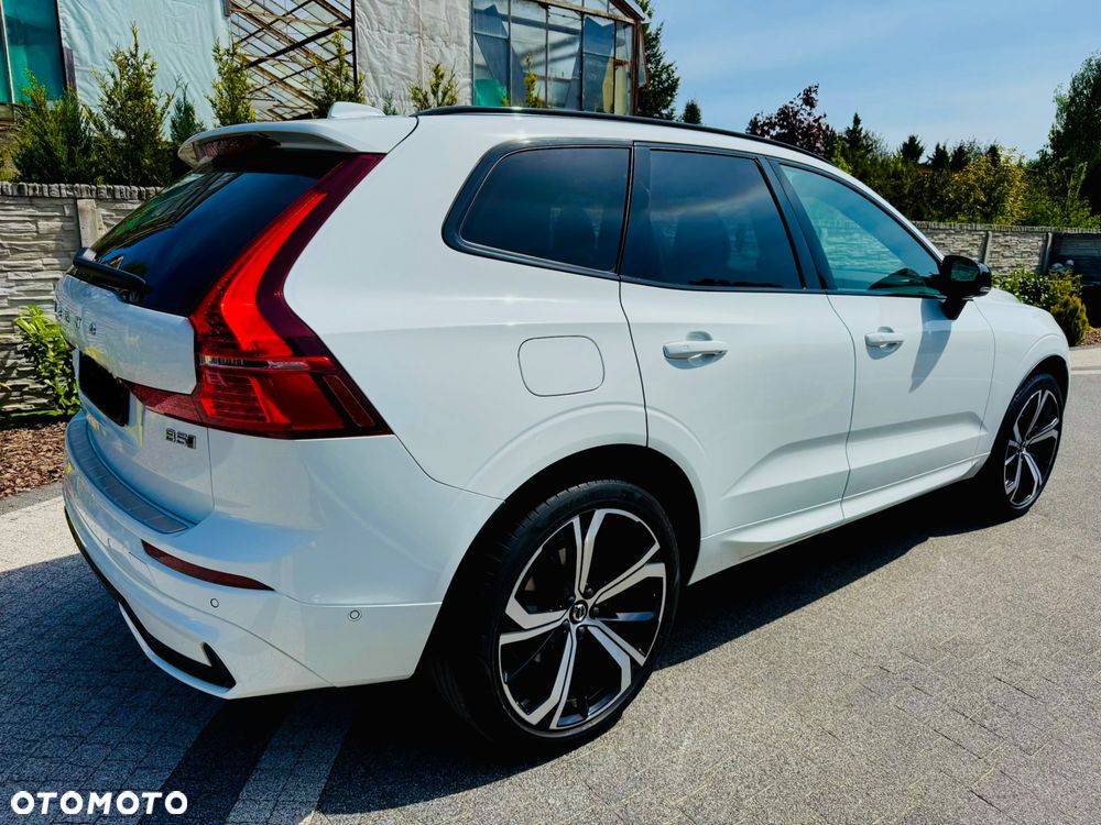 Volvo XC 60 B5 B AWD R-Design - 4