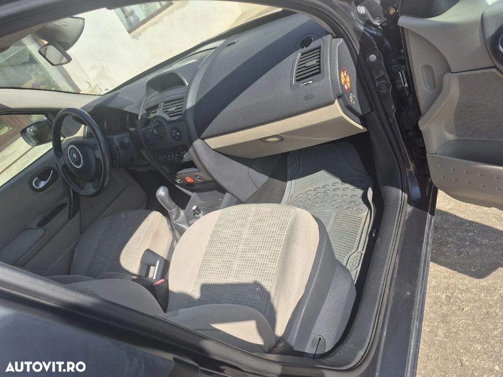 Renault Megane II 1.5 dCi Authentique - 6