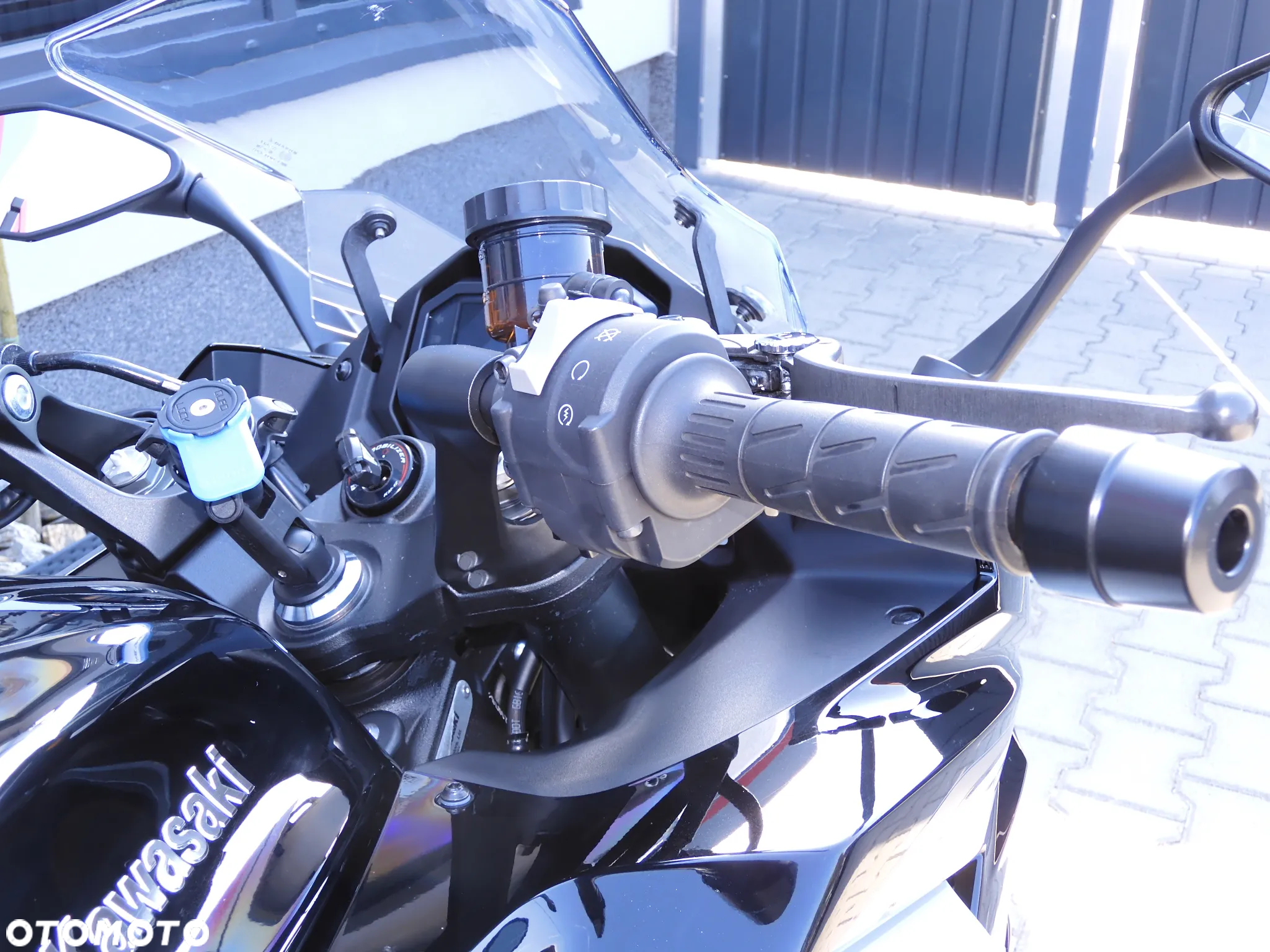 Kawasaki Ninja 1000 SX - 13