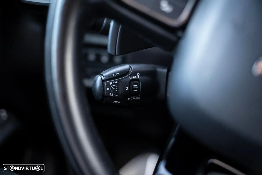 Citroën C5 Aircross 1.6 Hybrid Feel e-EAT8 - 22