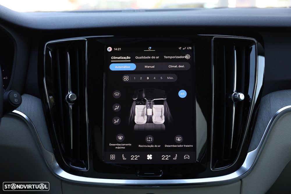 Volvo V60 2.0 T6 AWD TE Plus Bright - 34