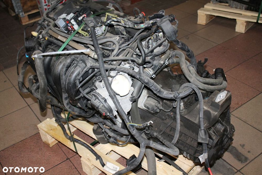 VOLVO V70 S80 SILNIK 2.0 B4204S4, B4204S3 - 3