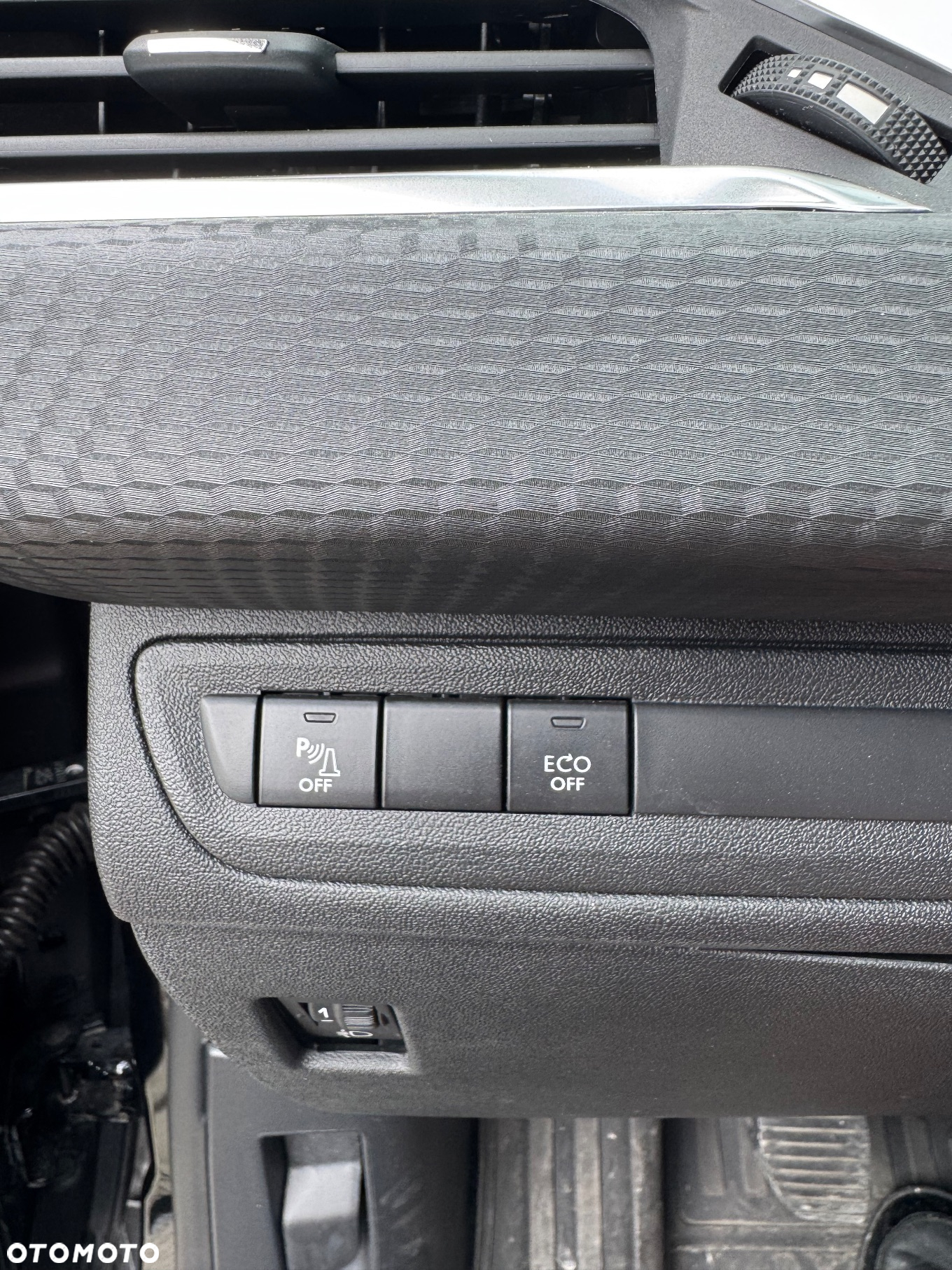 Peugeot 2008 PureTech 130 Stop&Start Allure - 30