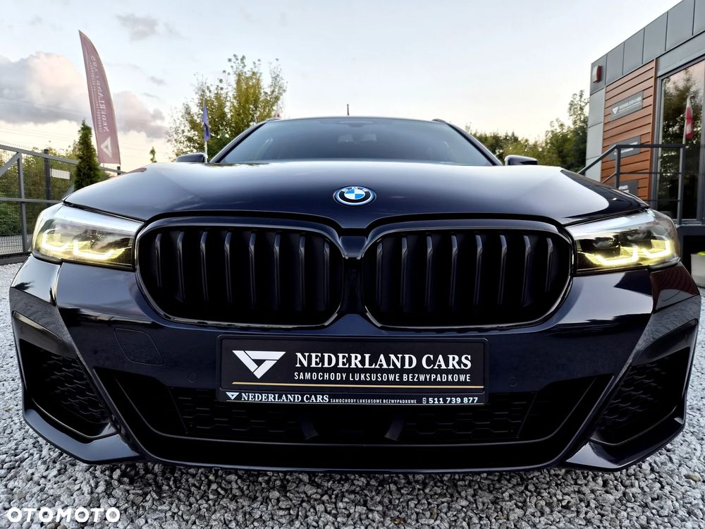 BMW Seria 5 530e xDrive M Sport sport - 41