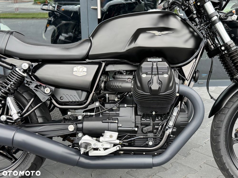 Moto Guzzi V7 - 7
