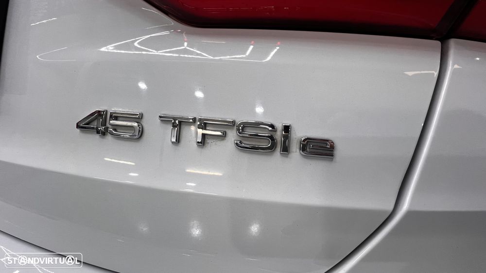 Audi Q3 45 TFSIe S tronic - 28