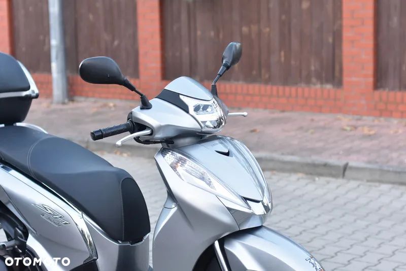 Honda SH - 4