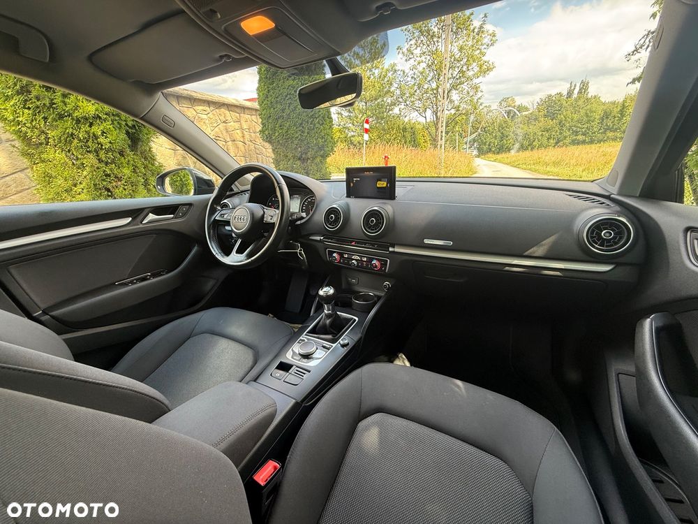 Audi A3 Sportback 1.6 TDI - 6