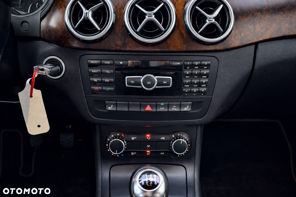 Mercedes-Benz Klasa B 180 CDI (BlueEFFICIENCY) - 30