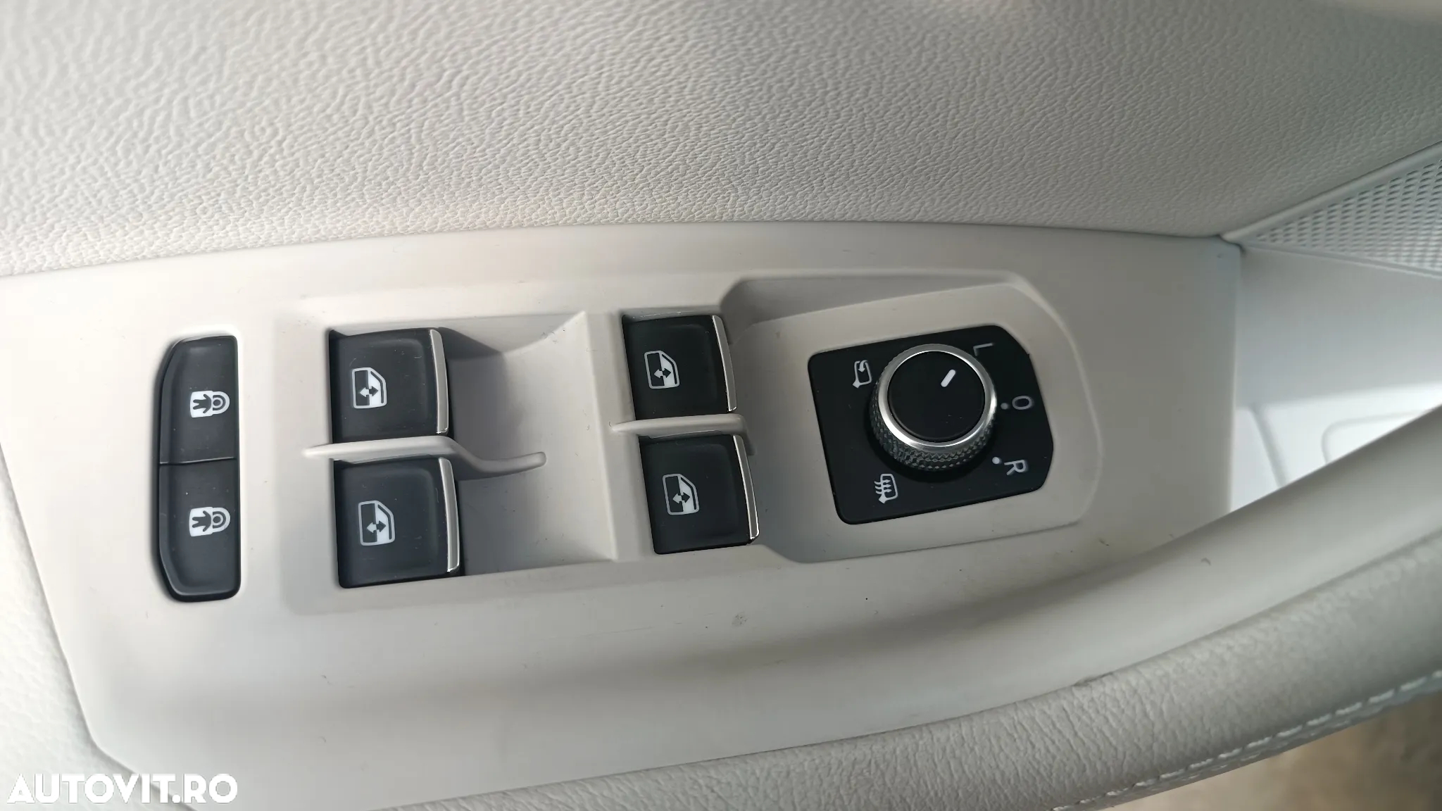 Volkswagen Touareg V6 TDI Elegance - 14