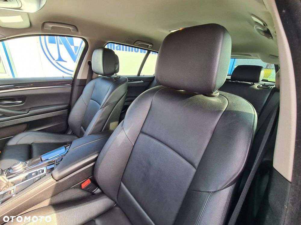 BMW Seria 5 - 21