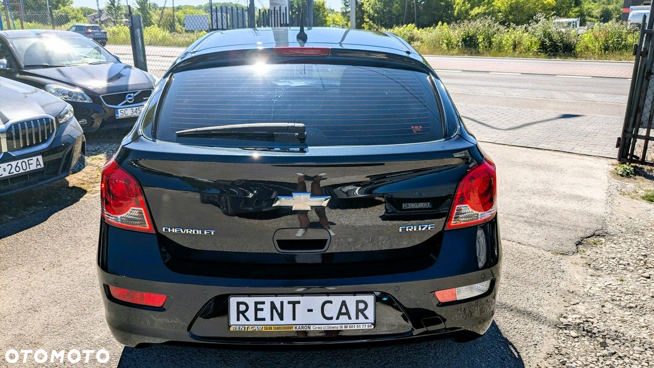 Chevrolet Cruze - 32