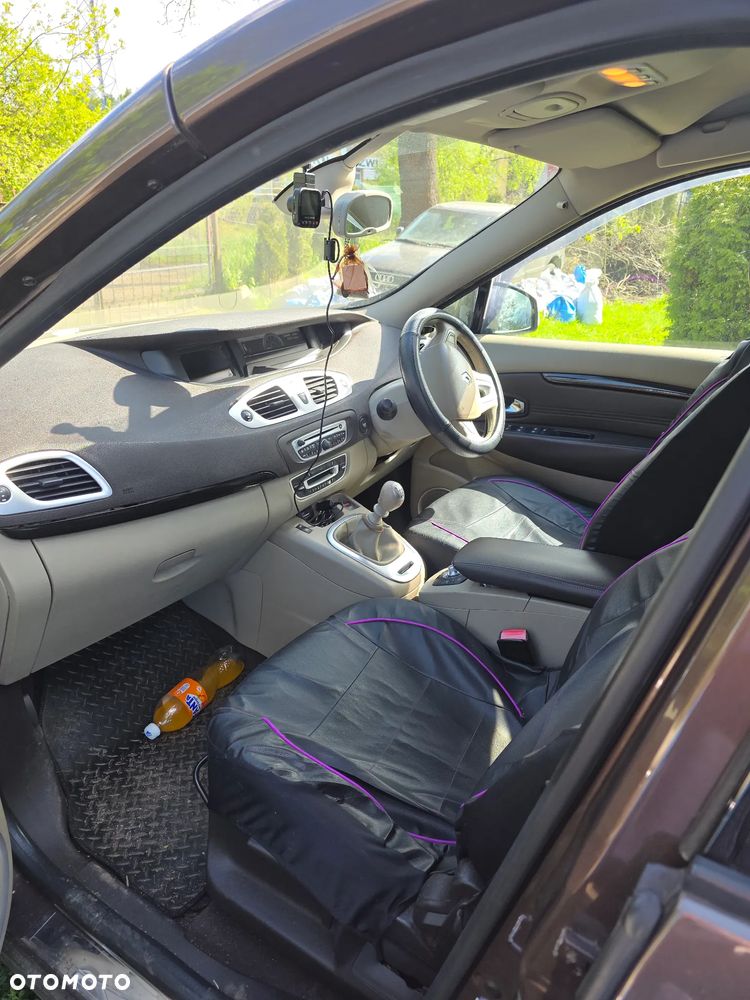 Renault Scenic - 3