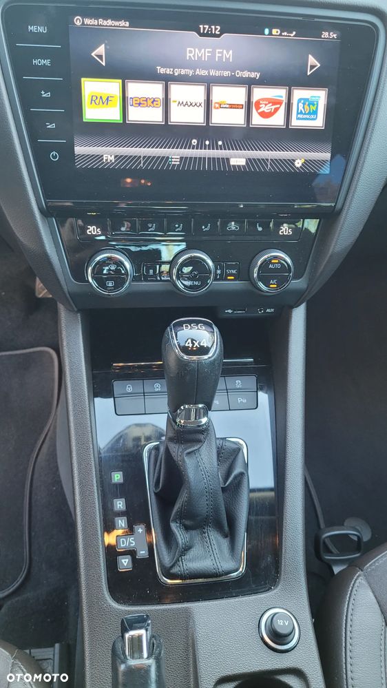 Skoda Octavia 1.8 TSI 4x4 DSG L&K - 30