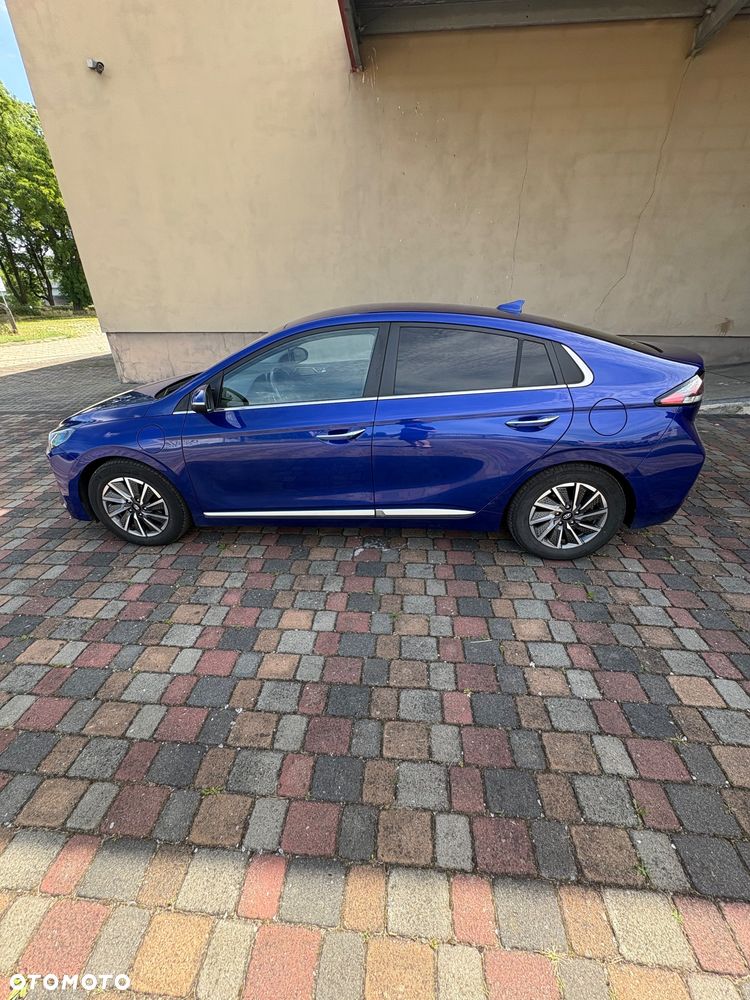 Hyundai IONIQ 1.6 GDI Premium - 6