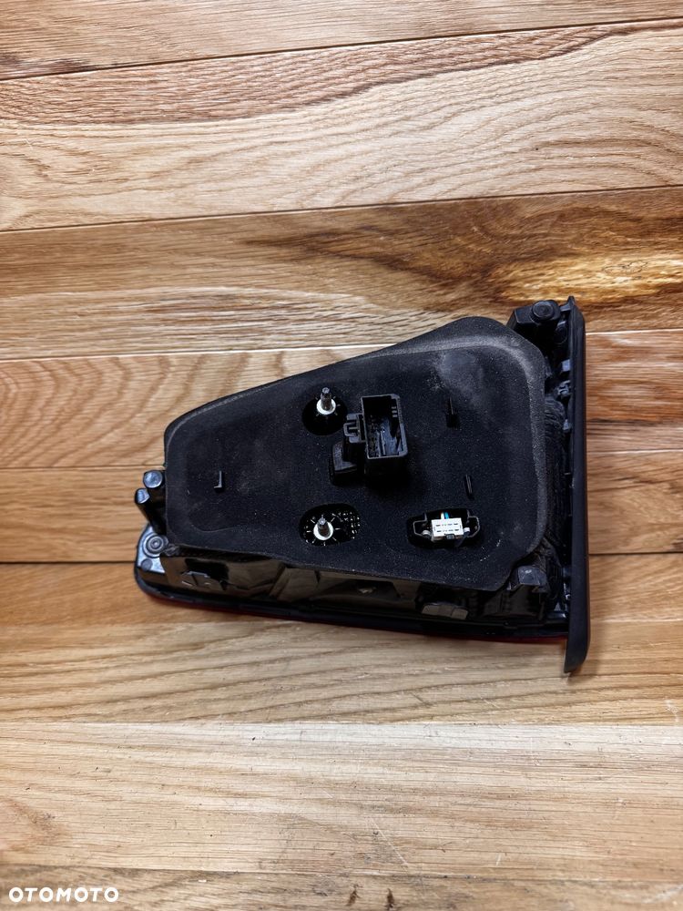 LAMPY TYLNE GOLF 7 KOMPLET - 10