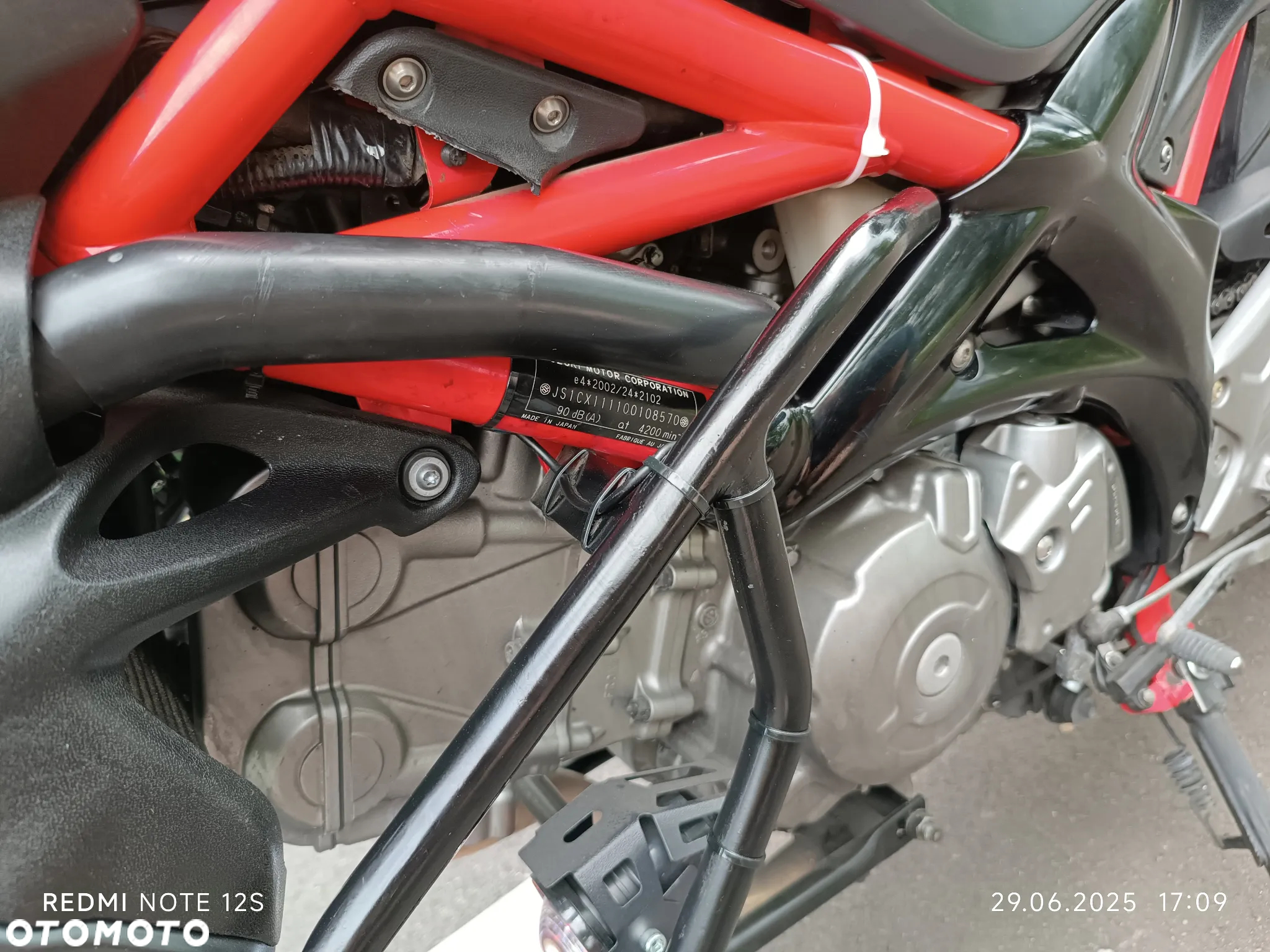 Suzuki Gladius - 10
