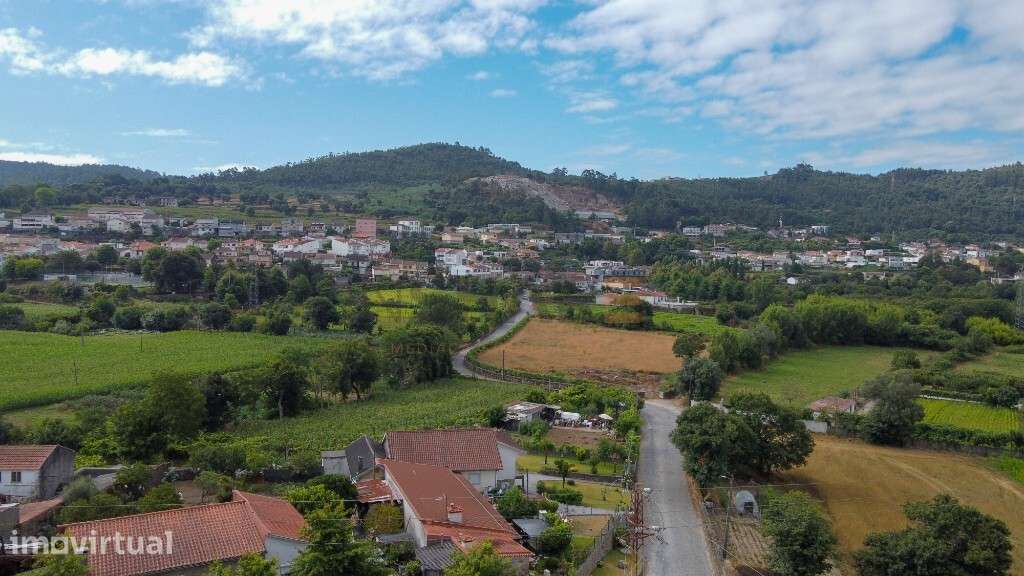 Vende-se Moradia T5 com Piscina em Adaúfe, Braga - Grande imagem: 3/49