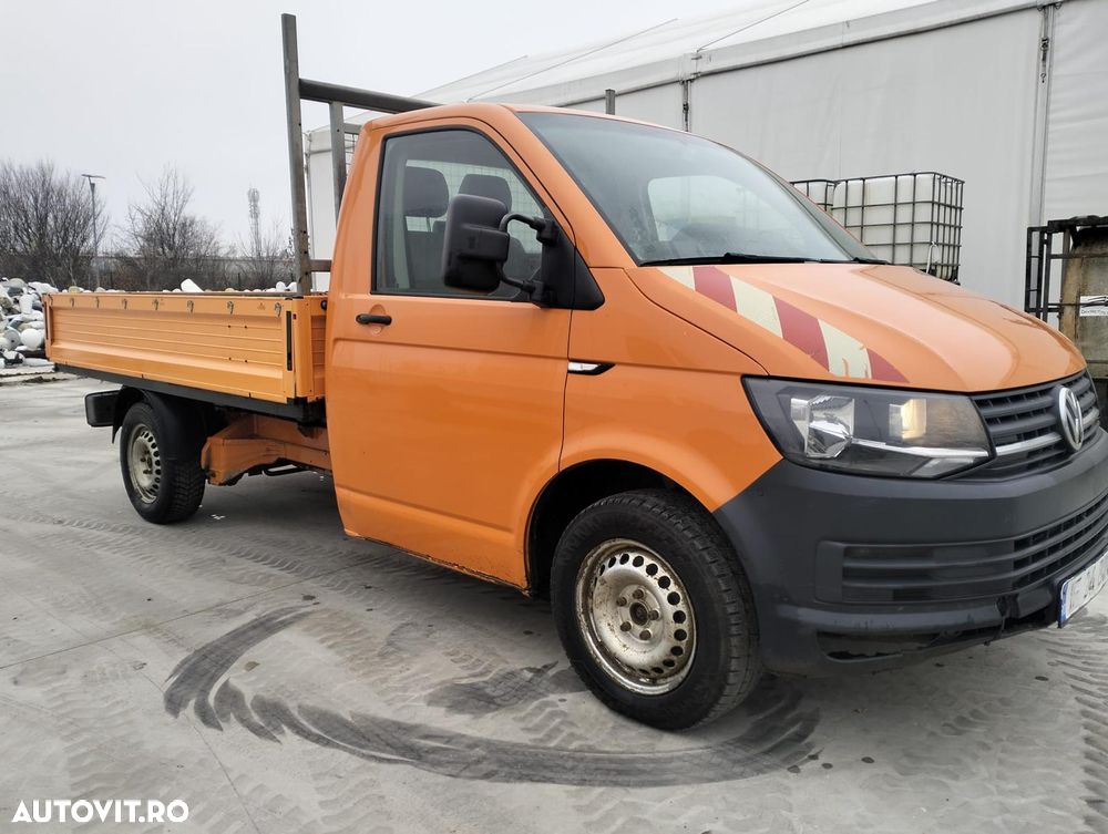 Volkswagen Transporter - 1