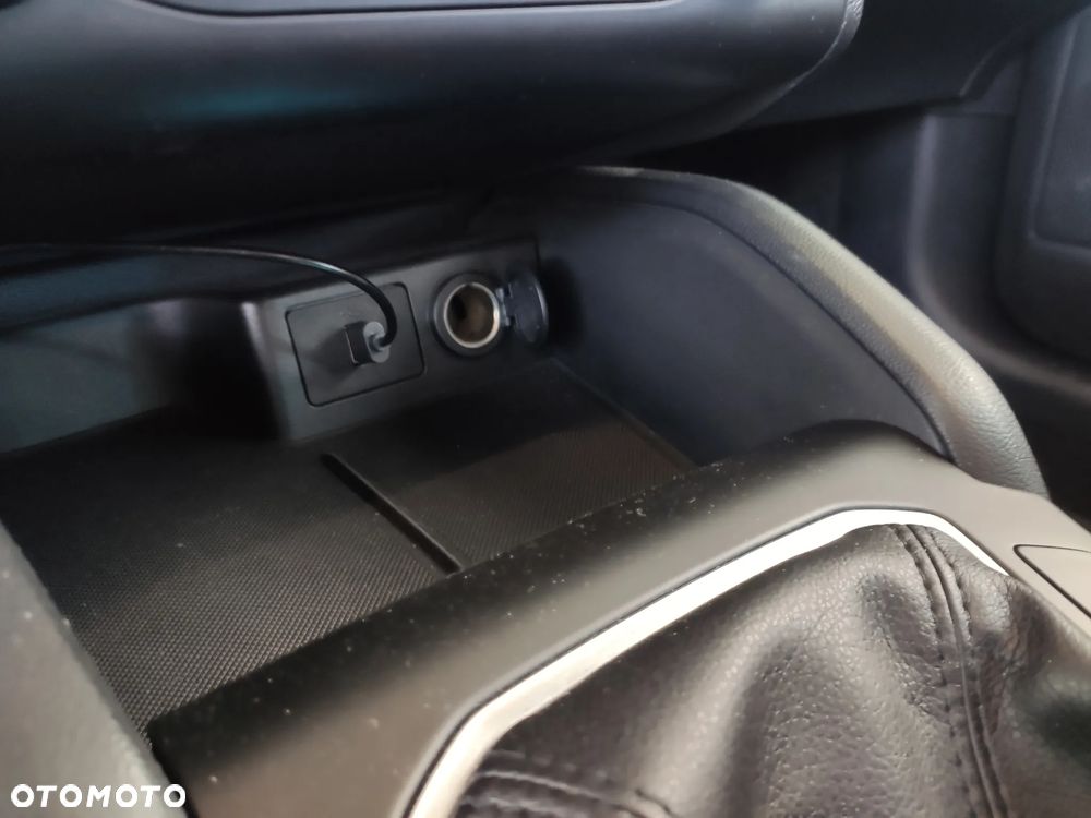 Ford Focus 1.0 EcoBoost Trend Edition - 31