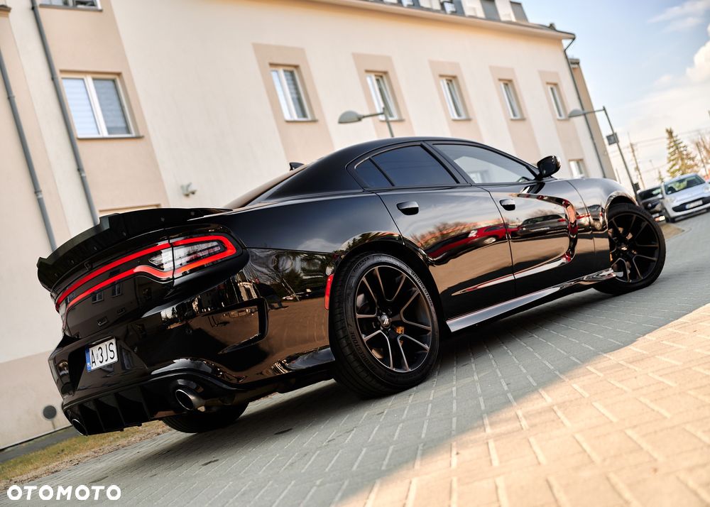 Dodge Charger 6.4 Scat Pack - 2