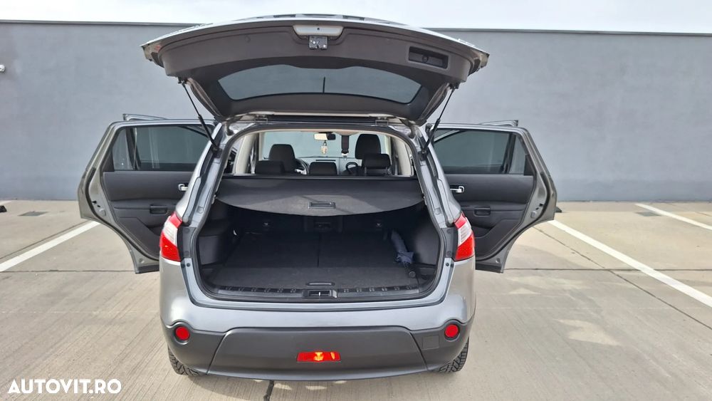 Nissan Qashqai+2 - 5