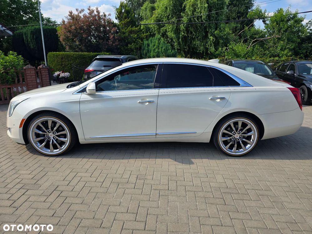 Cadillac XTS - 6