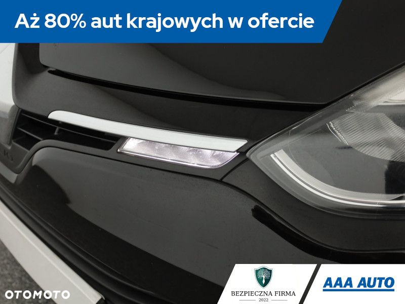 Renault Clio - 10
