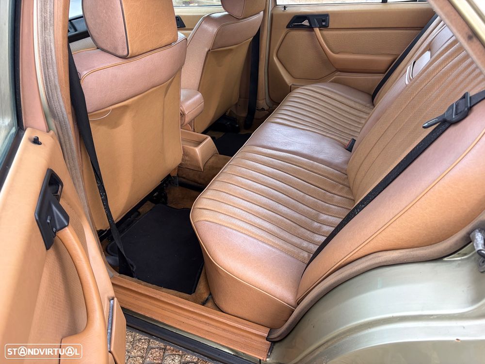 Mercedes-Benz W124 (1984-1997) 300 D - 7