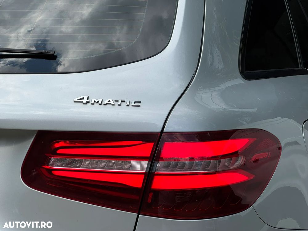 Mercedes-Benz GLC 250 d 4MATIC 9G-TRONIC - 10