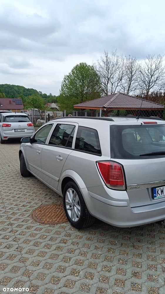 Opel Astra 1.8 Elegance - 4