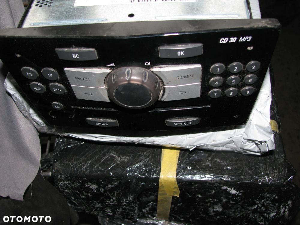 Opel CORSA D RADIO RADIOODTWARZACZ WYŚWIETLACZ KOMPLET 13265763 13257038 - 5