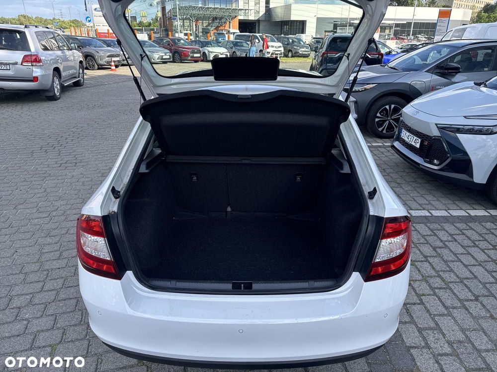 Skoda RAPID 1.0 TSI Ambition - 24