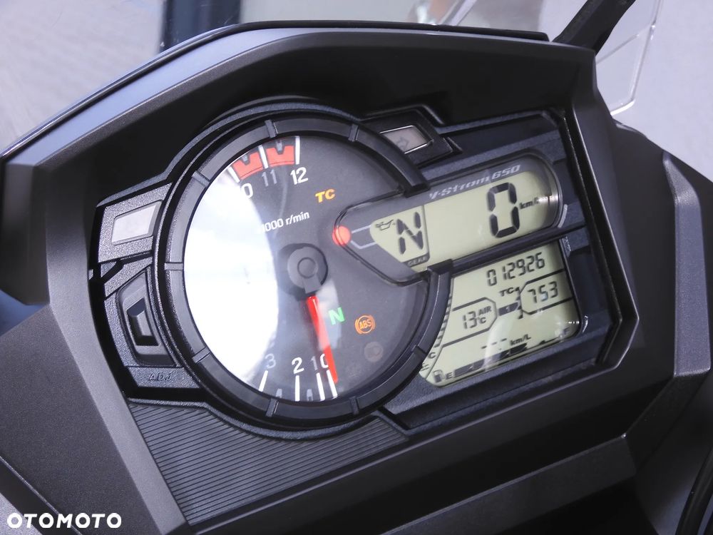 Suzuki V-STROM - 27