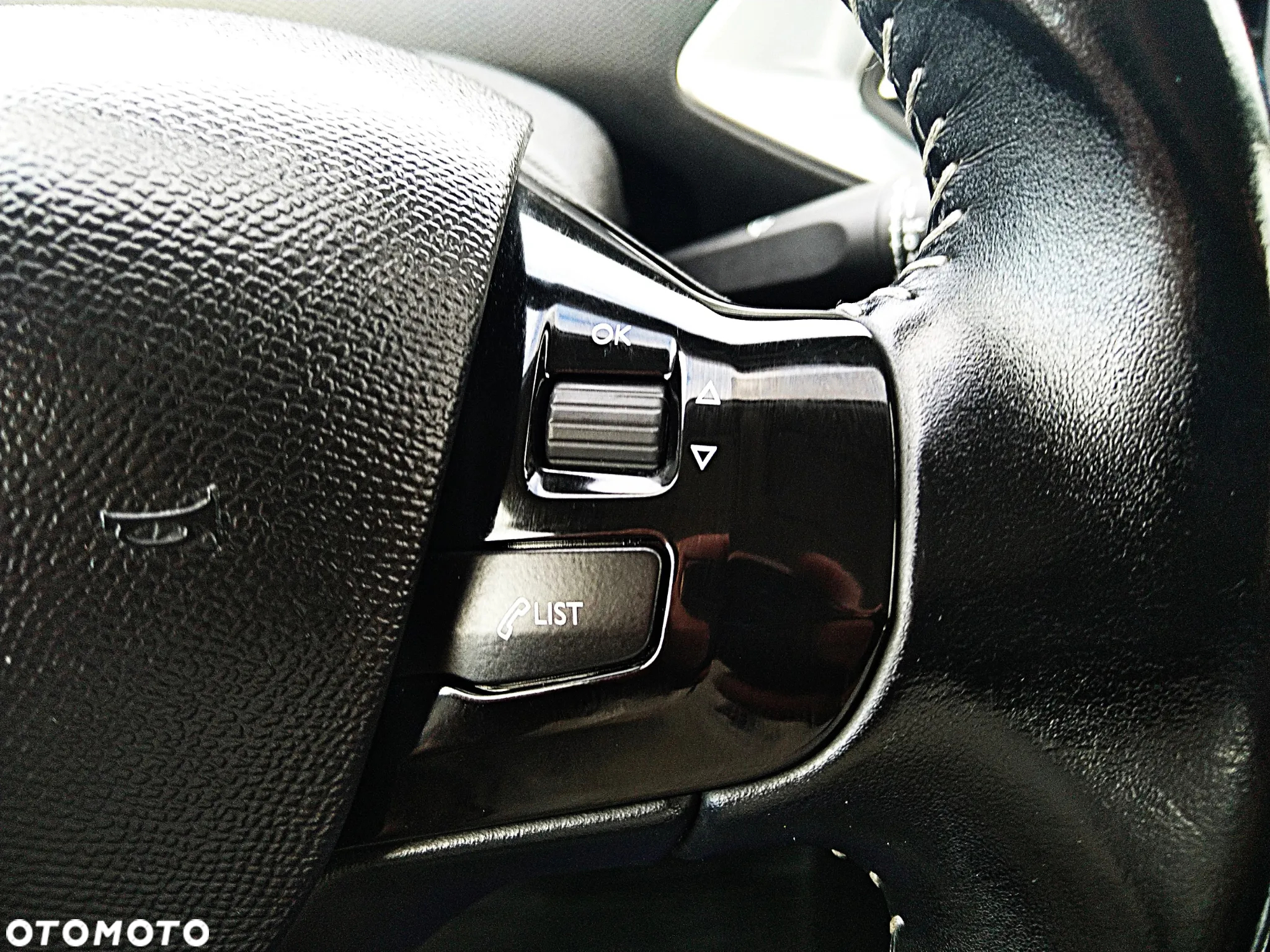 Peugeot 308 SW 1.6 BlueHDi Allure S&S - 31