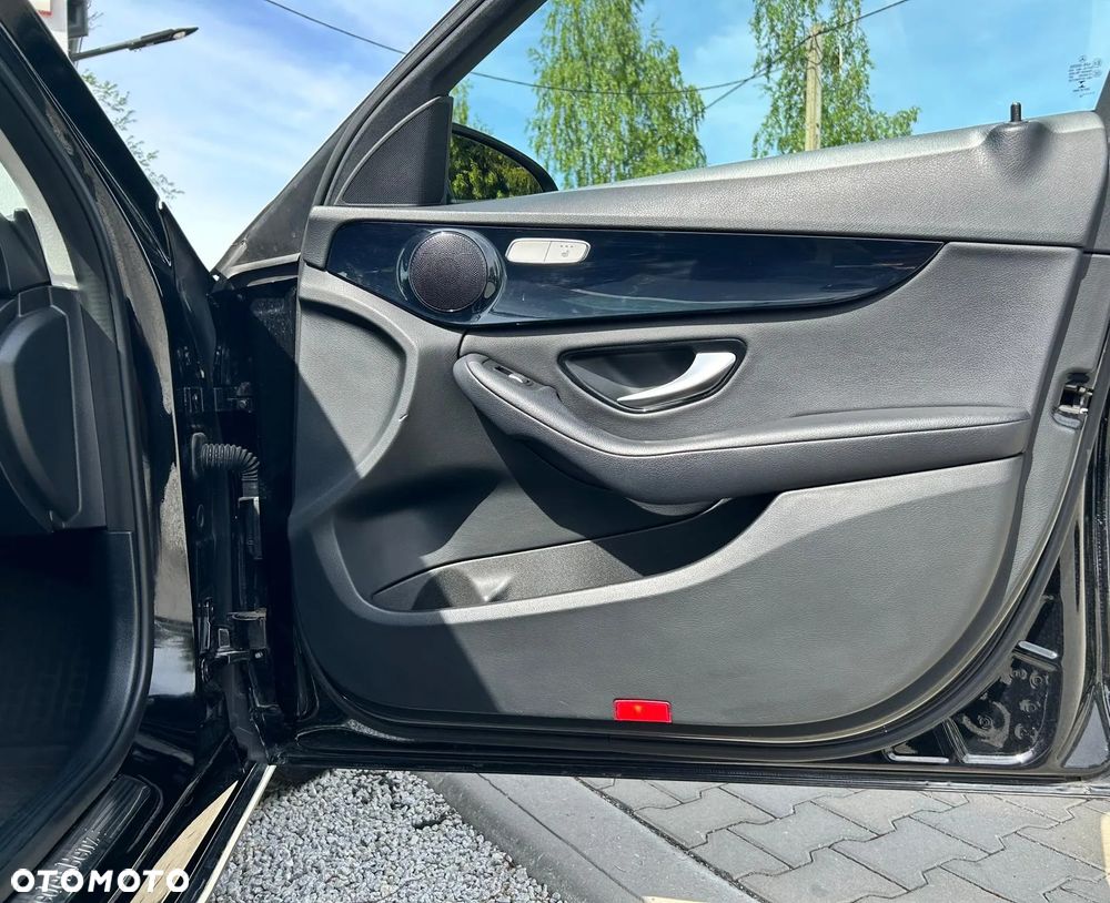 Mercedes-Benz Klasa C 160 9G-TRONIC - 26