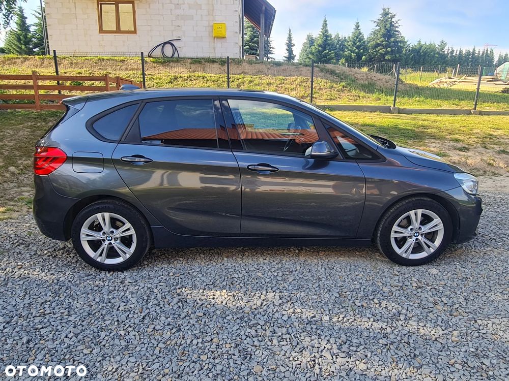 BMW Seria 2 220i - 5