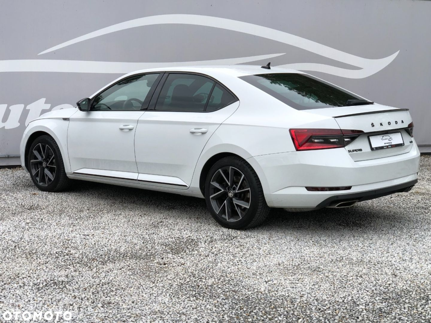 Skoda Superb - 24