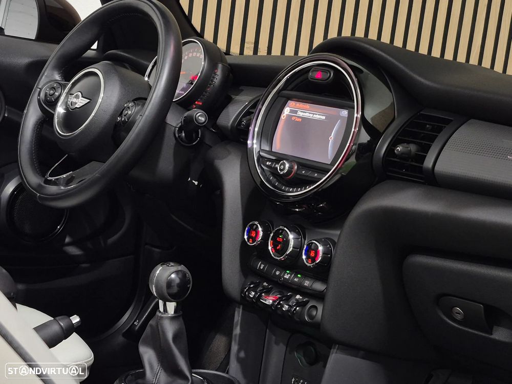MINI Cabrio One - 23