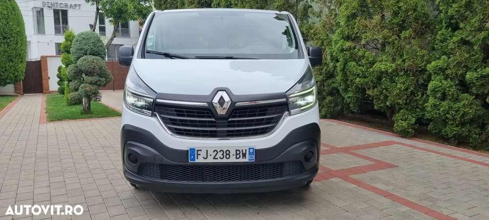 Renault Trafic - 2