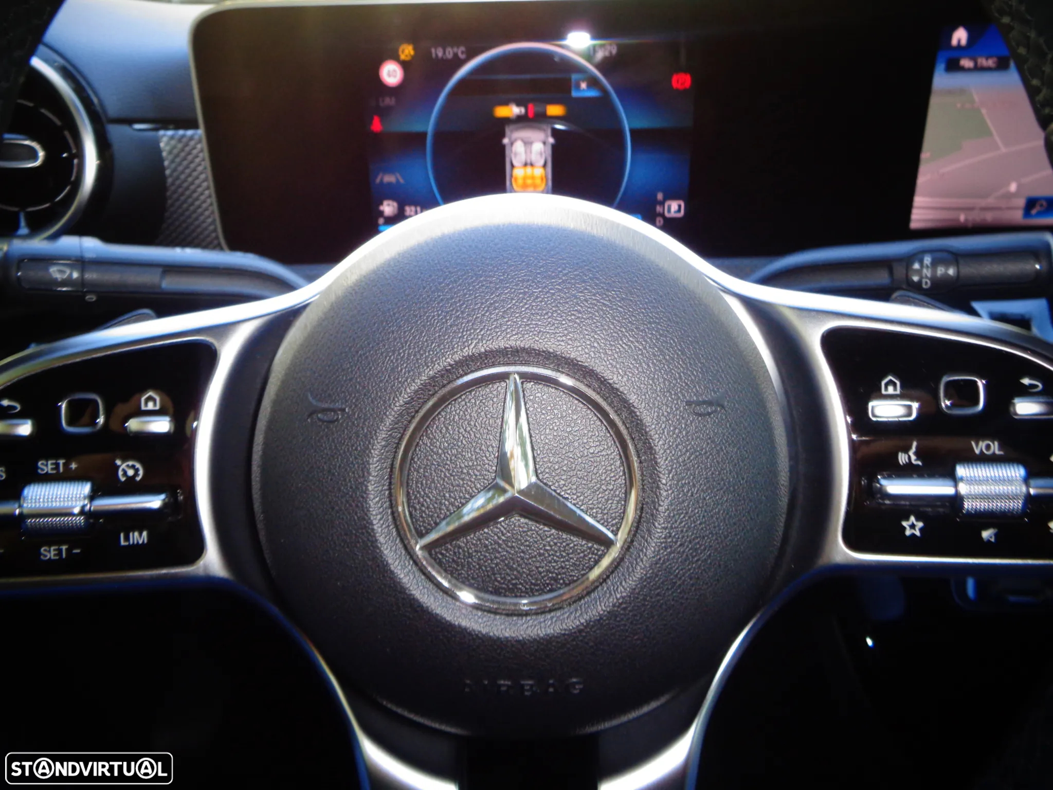Mercedes-Benz A 180 Limousine d Style Plus Aut. - 27