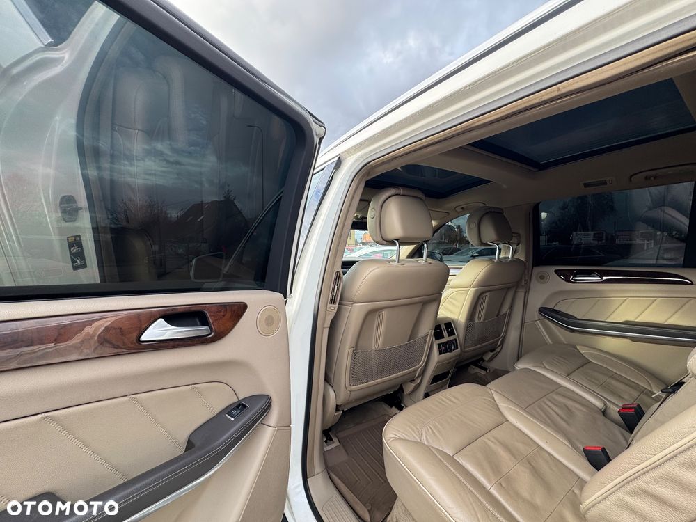 Mercedes-Benz GL 500 4Matic (BlueEFFICIENCY) 7G-TRONIC - 7